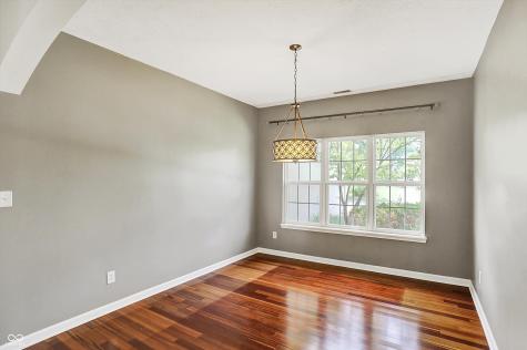 38 Golden Tree Lane Indianapolis IN 46227