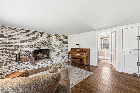 635 E 84th Street Indianapolis IN 46240