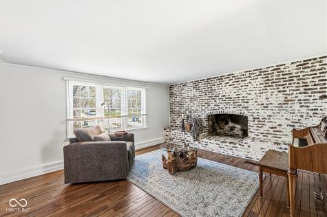 635 E 84th Street Indianapolis IN 46240