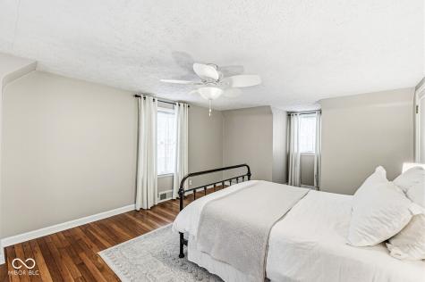 635 E 84th Street Indianapolis IN 46240