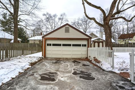 5214 Woodside Drive Indianapolis IN 46228
