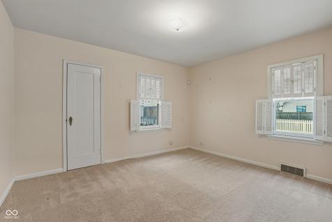 5214 Woodside Drive Indianapolis IN 46228
