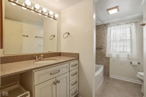 5214 Woodside Drive Indianapolis IN 46228