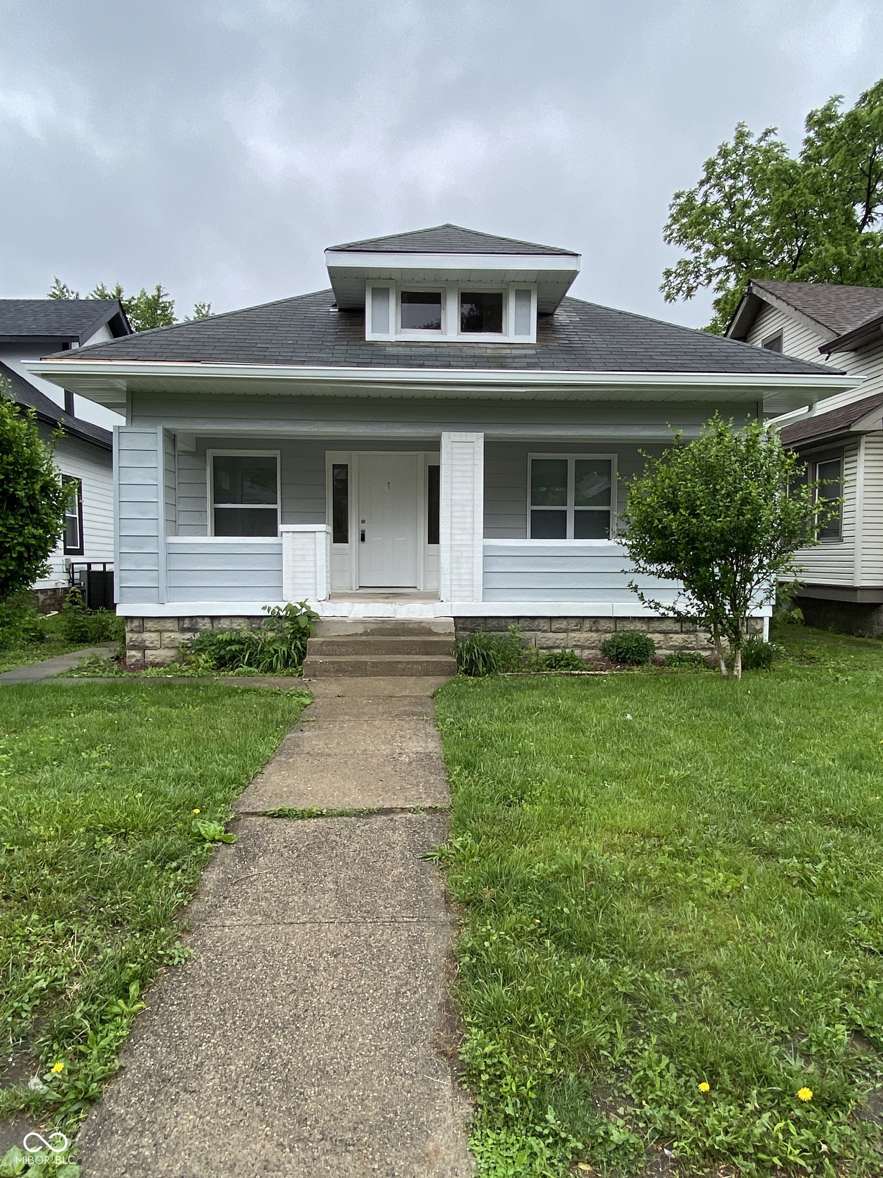 802 N Oakland Avenue Indianapolis IN 46201