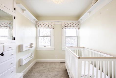420 W Pine Street Zionsville IN 46077