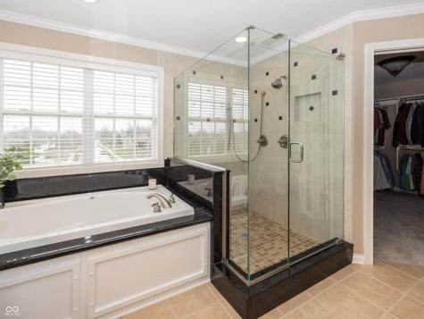 16802 Oak Manor Drive Westfield IN 46074