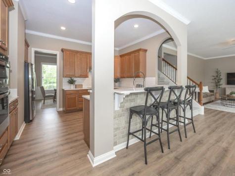 16802 Oak Manor Drive Westfield IN 46074