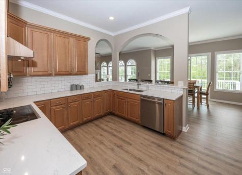 16802 Oak Manor Drive Westfield IN 46074