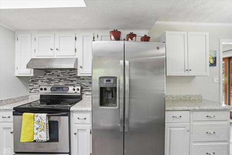 929 Briarwood Drive Greenwood IN 46142