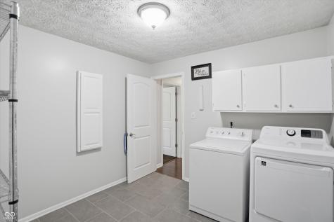 929 Briarwood Drive Greenwood IN 46142