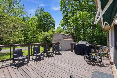 929 Briarwood Drive Greenwood IN 46142