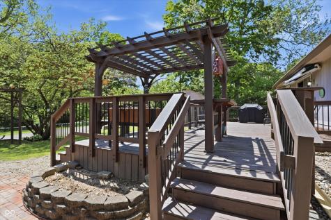 929 Briarwood Drive Greenwood IN 46142