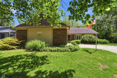 929 Briarwood Drive Greenwood IN 46142