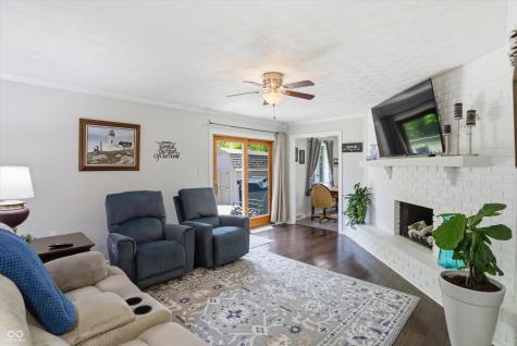 929 Briarwood Drive Greenwood IN 46142