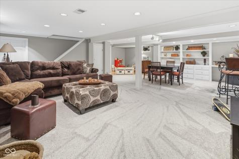 7303 Merriam Road Indianapolis IN 46240