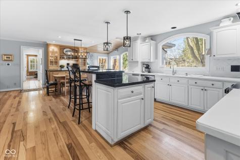 7303 Merriam Road Indianapolis IN 46240