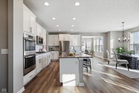 15662 Whelchel Drive Fishers IN 46037