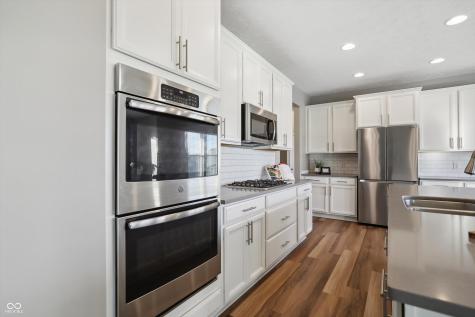 15662 Whelchel Drive Fishers IN 46037