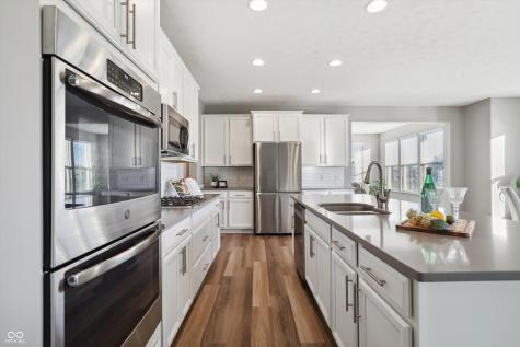 15662 Whelchel Drive Fishers IN 46037