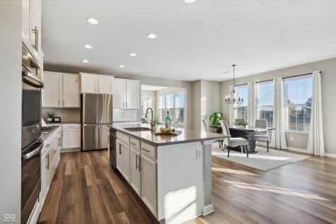 15662 Whelchel Drive Fishers IN 46037