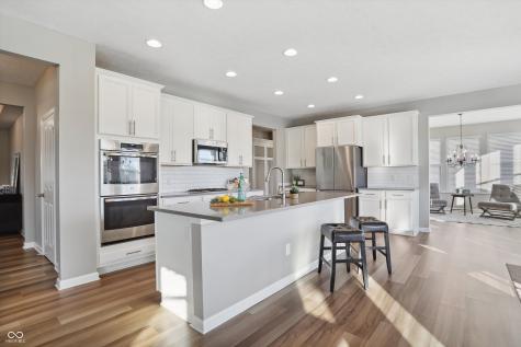 15662 Whelchel Drive Fishers IN 46037