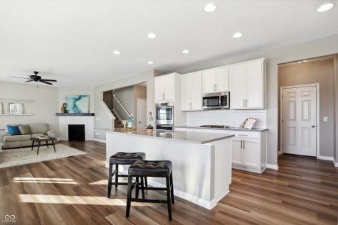 15662 Whelchel Drive Fishers IN 46037