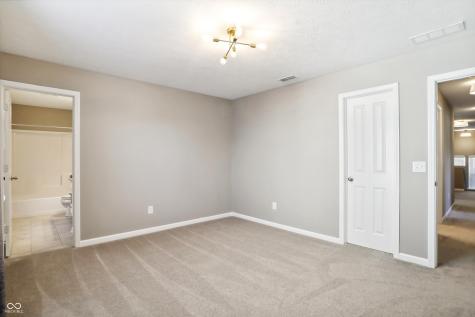 15662 Whelchel Drive Fishers IN 46037