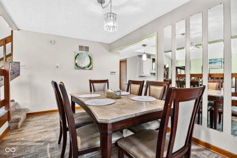 1142 Alydar Circle Indianapolis IN 46217