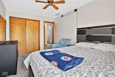 1142 Alydar Circle Indianapolis IN 46217