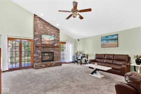 1142 Alydar Circle Indianapolis IN 46217