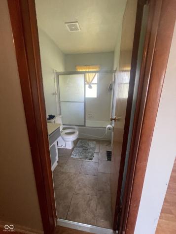2416 Radcliffe Avenue Indianapolis IN 46227