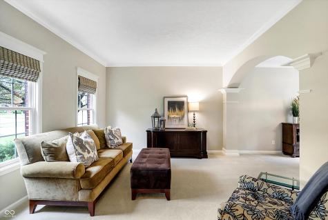 9094 Iris Lane Zionsville IN 46077