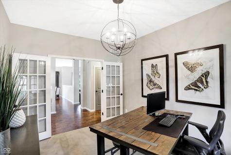9094 Iris Lane Zionsville IN 46077