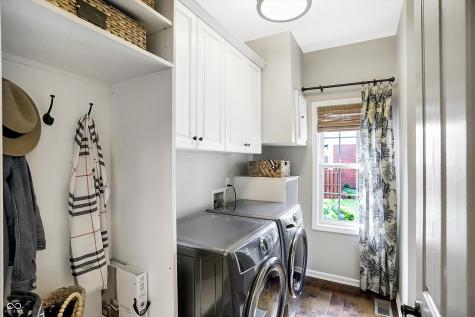 9094 Iris Lane Zionsville IN 46077
