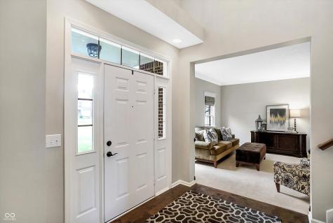 9094 Iris Lane Zionsville IN 46077