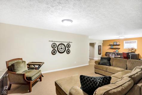 9094 Iris Lane Zionsville IN 46077