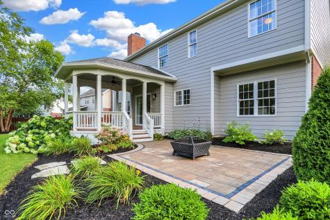 9094 Iris Lane Zionsville IN 46077
