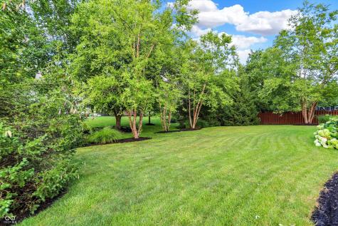 9094 Iris Lane Zionsville IN 46077
