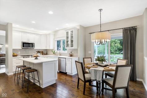 9094 Iris Lane Zionsville IN 46077