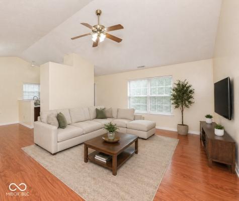 5831 Brobeck Lane Indianapolis IN 46254