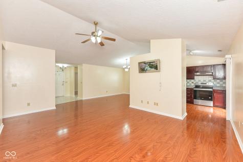 5831 Brobeck Lane Indianapolis IN 46254