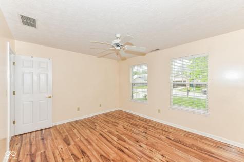 5831 Brobeck Lane Indianapolis IN 46254