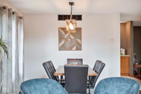 6036 Chinkapin Drive Columbus IN 47201