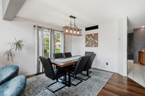 6036 Chinkapin Drive Columbus IN 47201