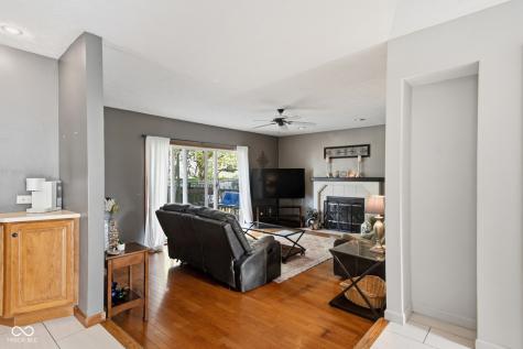 6036 Chinkapin Drive Columbus IN 47201