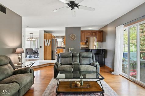 6036 Chinkapin Drive Columbus IN 47201