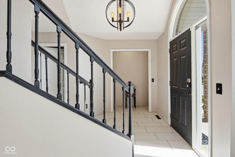 6036 Chinkapin Drive Columbus IN 47201