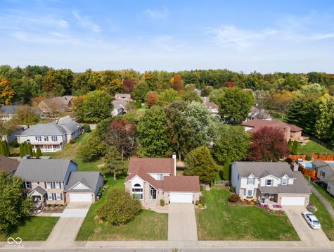 6036 Chinkapin Drive Columbus IN 47201