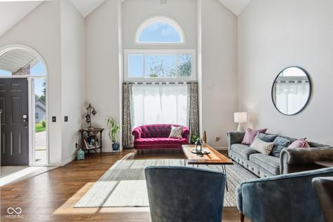 6036 Chinkapin Drive Columbus IN 47201