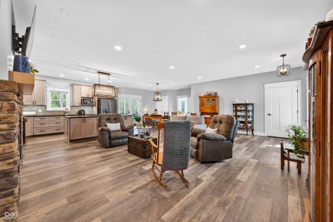 5980 Pine Tree Lane Morgantown IN 46160